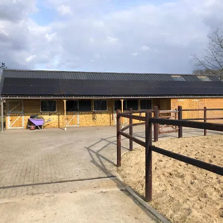 Bed & Breakfast Horse And Hound *