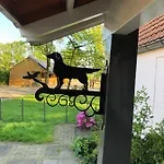 Horse And Hound לינה וארוחת בוקר 4*